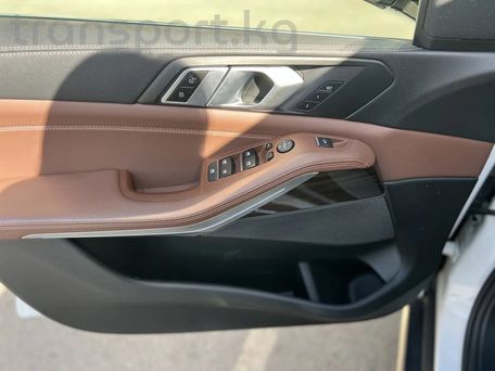 BMW X5, 2019 — photo 7