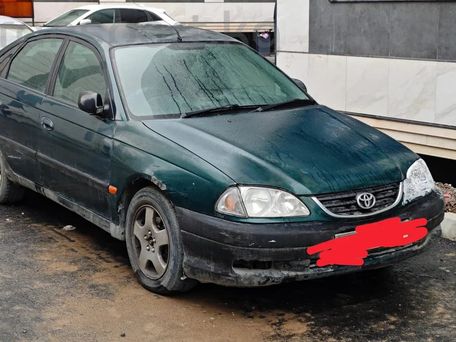 Toyota Avensis, 2002 — сүрөт 1
