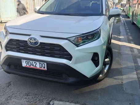 Toyota RAV4, 2021