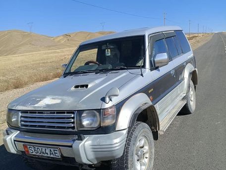 Mitsubishi Pajero, 1996 — 照片 4