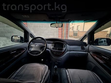 Toyota Previa, 2002 — photo 10