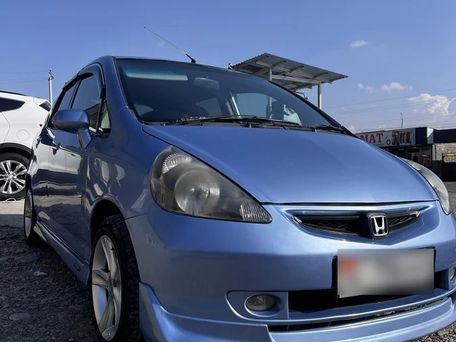 Honda Fit, 2003 — photo 1