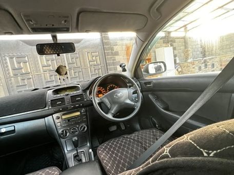 Toyota Avensis, 2004 — photo 7
