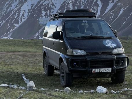 Mitsubishi Delica, 1997 — 照片 1