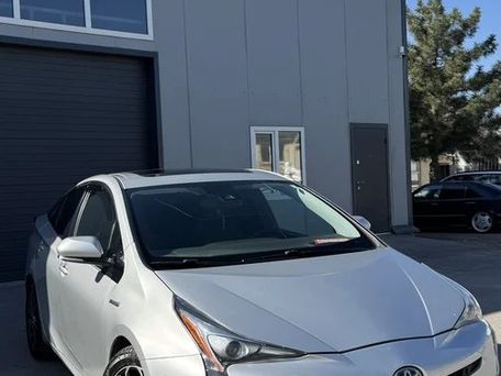 Toyota Prius, 2016