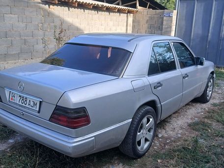 Mercedes-Benz W124, 1992 — фото 4