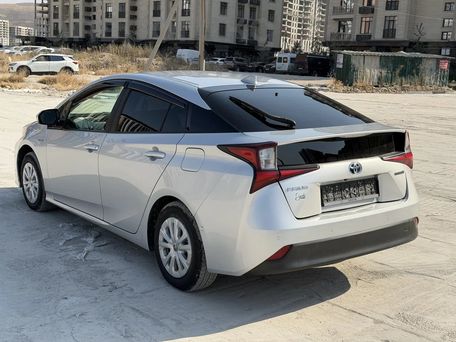 Toyota Prius, 2019 — фото 8