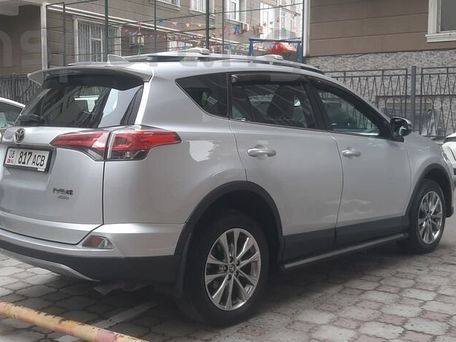 Toyota RAV4, 2018 — сүрөт 6