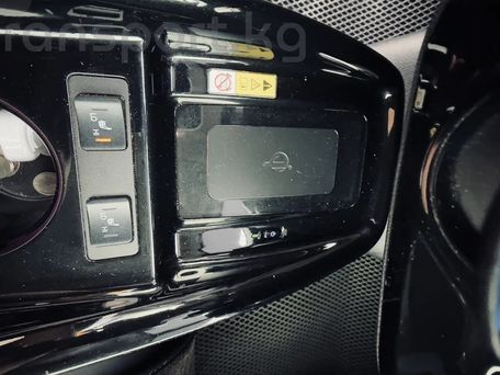 Toyota Prius, 2011 — фото 10