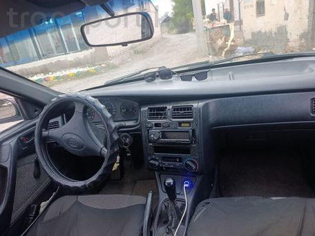 Toyota Carina E, 1992 — фото 5