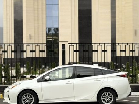 Toyota Prius, 2018 — фото 2