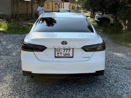 Toyota Camry, 2020 — 照片 2