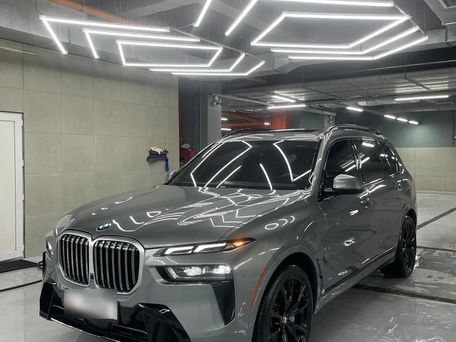 BMW X7, 2023 — 照片 1