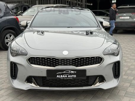 Kia Stinger, 2018 — photo 2