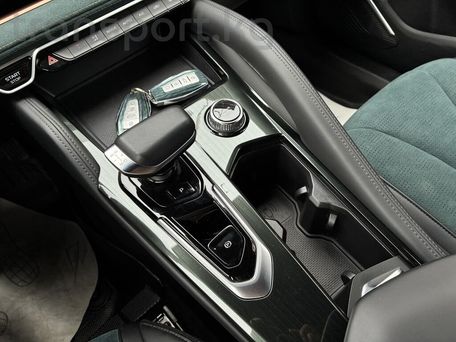 Geely Monjaro, 2021 — 照片 13