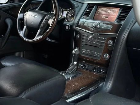 Infiniti QX56, 2010 — фото 8