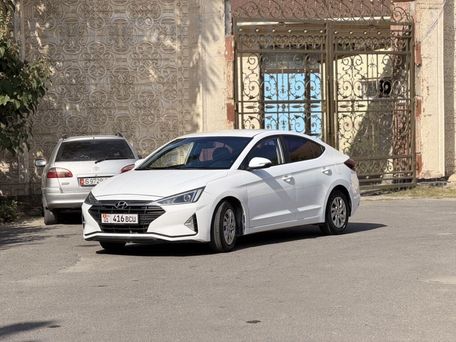 Hyundai Avante, 2019 — сүрөт 1