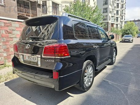 Lexus LX, 2010 — photo 4