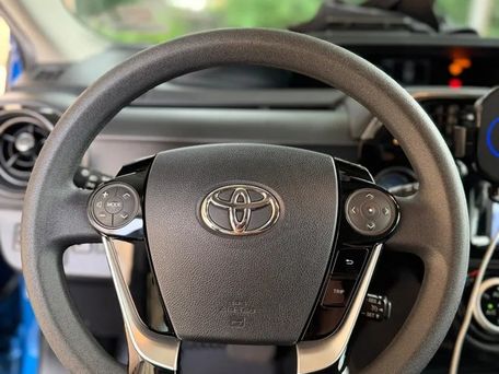 Toyota Prius, 2018 — фото 8