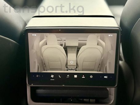 Tesla Model 3, 2025 — 照片 8