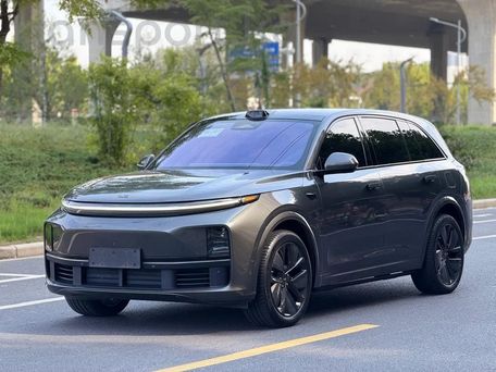Li Auto (Lixiang) L7, 2023 — 照片 1