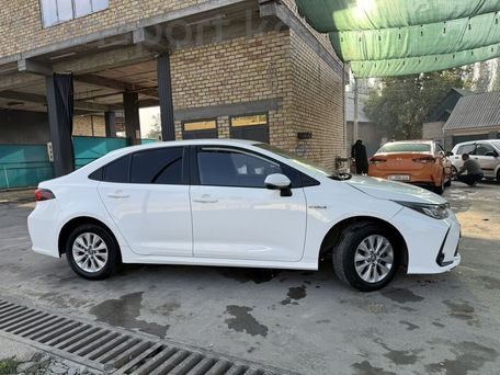 Toyota Corolla, 2022 — 照片 2
