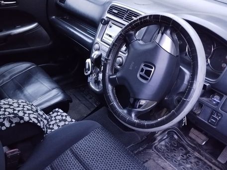 Honda Stream, 2004 — 照片 3