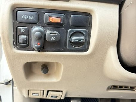 Toyota Land Cruiser, 2002 — 照片 10