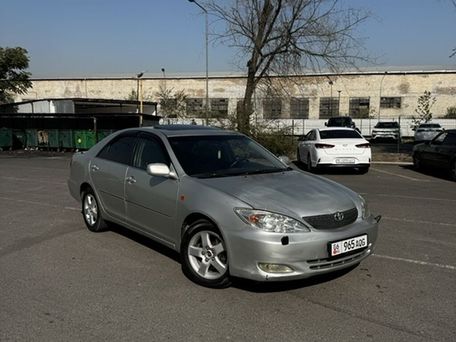 Toyota Camry, 2004 — 照片 3