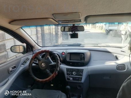 Nissan Almera Tino, 2003 — photo 4