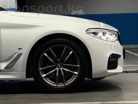 BMW 5 серии, 2020 — 照片 8