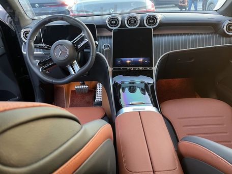 Mercedes-Benz GLC Coupe, 2025 — 照片 8