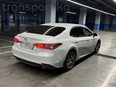 Toyota Camry, 2023 — photo 5