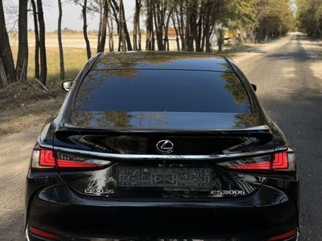 Lexus ES, 2019 — 照片 5
