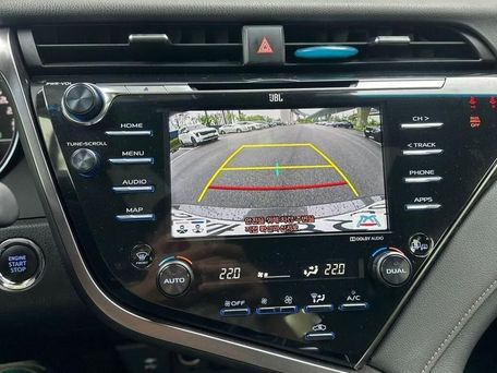 Toyota Camry, 2018 — сүрөт 7