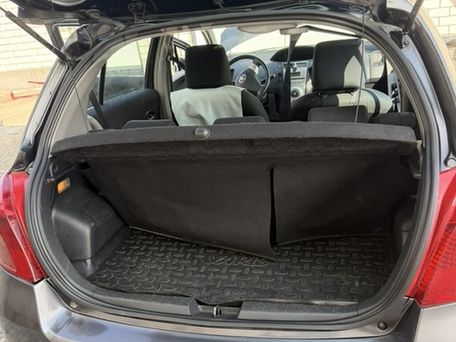 Toyota Yaris, 2008 — photo 12