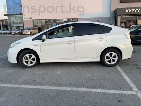 Toyota Prius, 2013 — фото 1