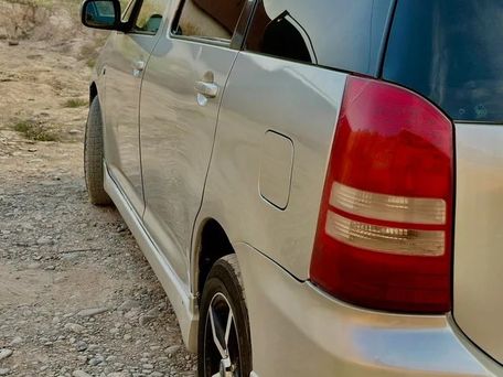 Toyota Wish, 2003 — photo 4