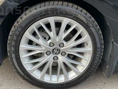Toyota Camry, 2018 — сүрөт 12