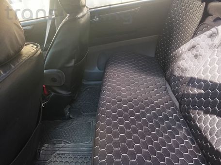 Toyota Ipsum, 2003 — photo 4