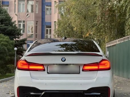 BMW 5 серии, 2018 — 照片 3
