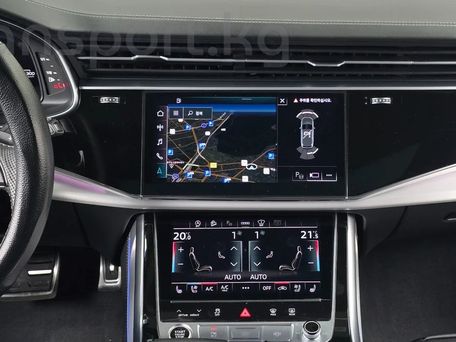 Audi Q7, 2022 — photo 13