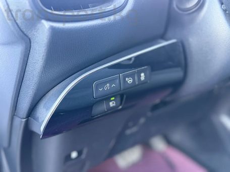 Toyota Prius, 2018 — сүрөт 7