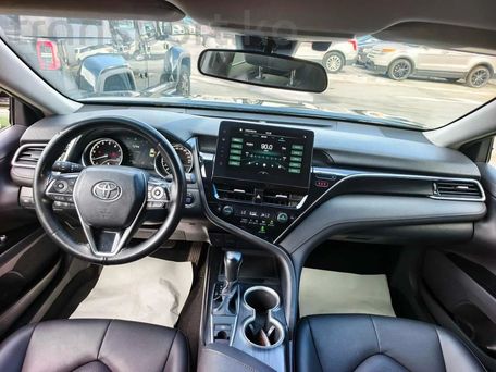 Toyota Camry, 2023 — фото 14