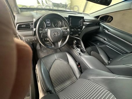 Toyota Camry, 2021 — 照片 10