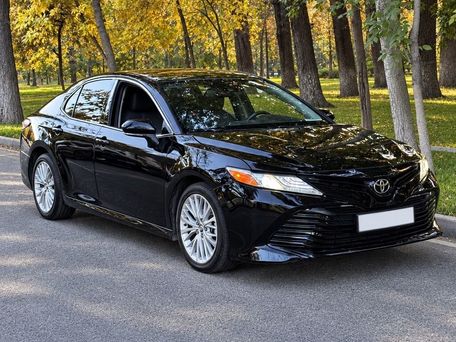 Toyota Camry, 2019 — сүрөт 1
