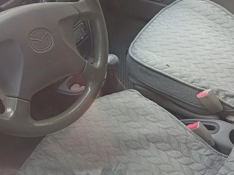 Mazda Demio, 1999 — сүрөт 4