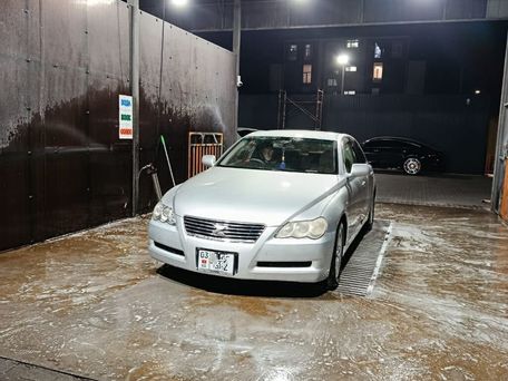 Toyota Mark X, 2004 — 照片 1