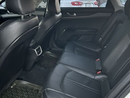 Kia K5, 2021 — photo 15