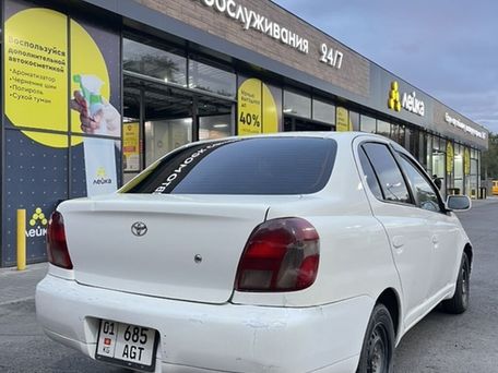 Toyota Platz, 2000 — photo 4
